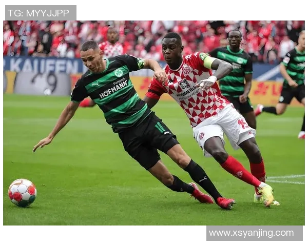 沙尔克04与法兰克福激战成平局比分揭晓精彩瞬间回顾